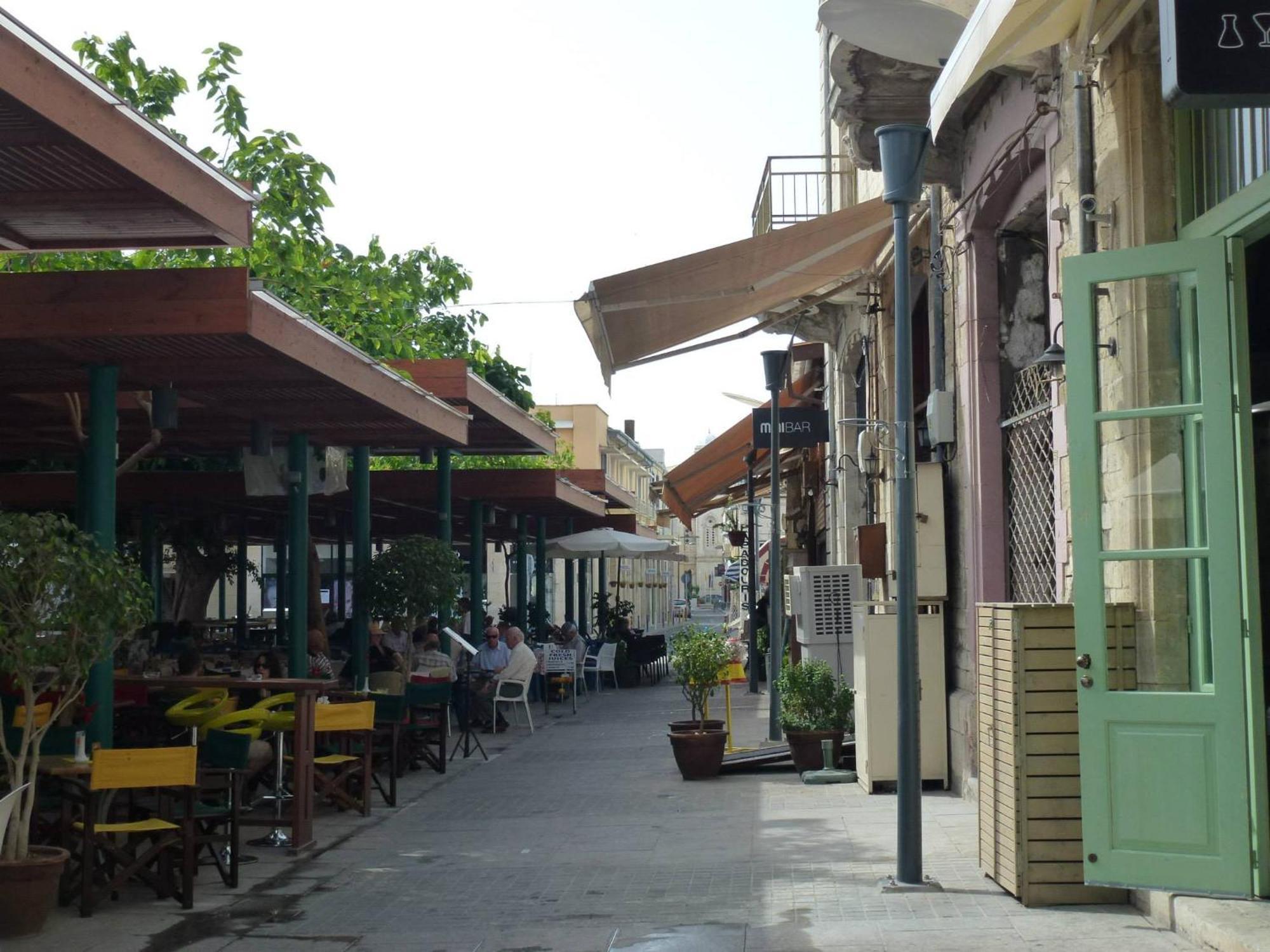 Chariandry Residence, Limassol City Centre Exteriör bild